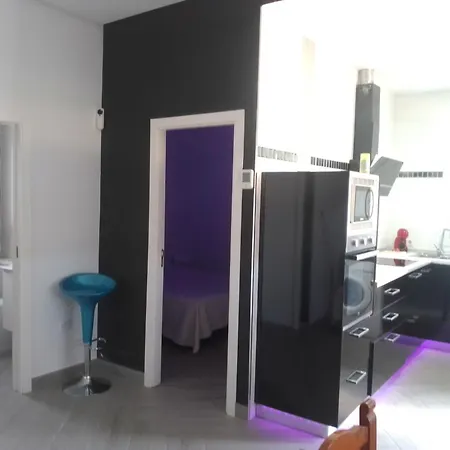 度假居 White Relax House For 6 - Pool & Spa Prive 奇克拉纳－德拉弗龙特拉